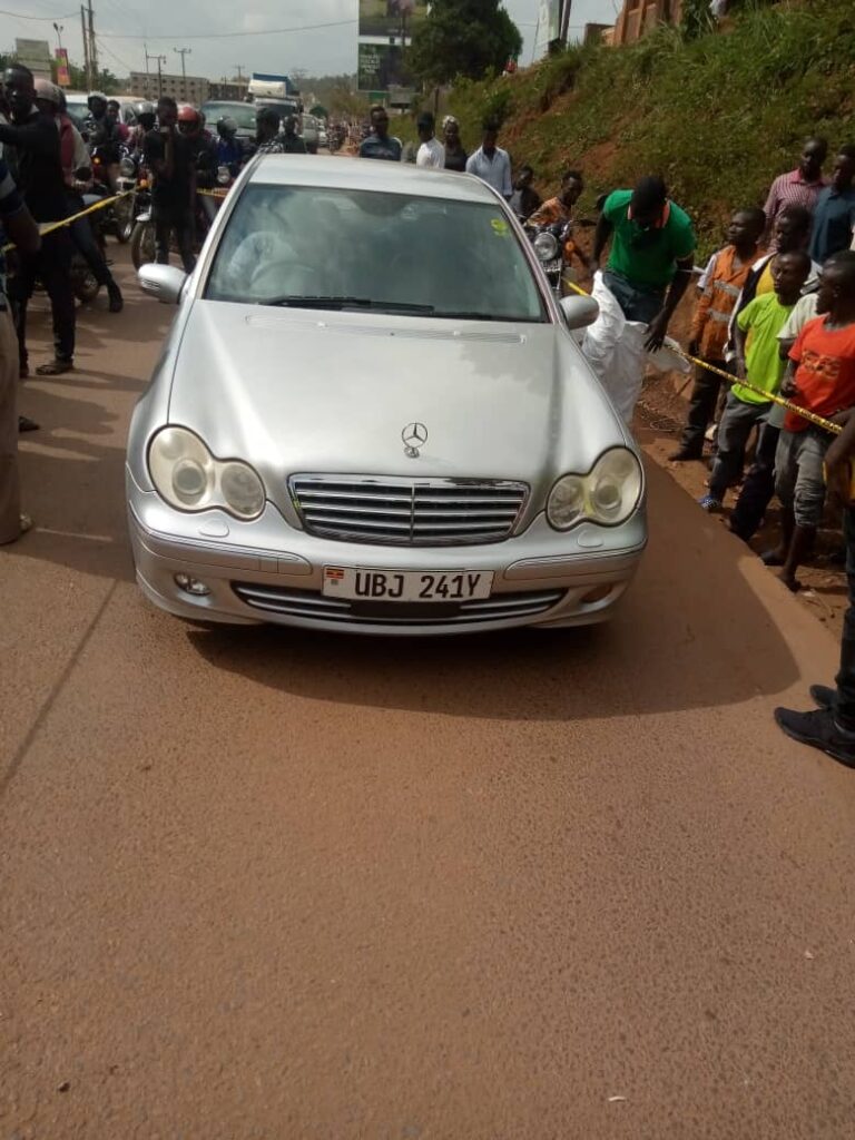 Vet doctor collapses dead in his car
