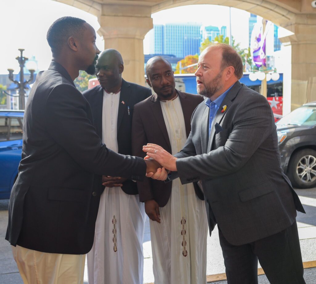 Kyabazinga meets Canadian National Chief