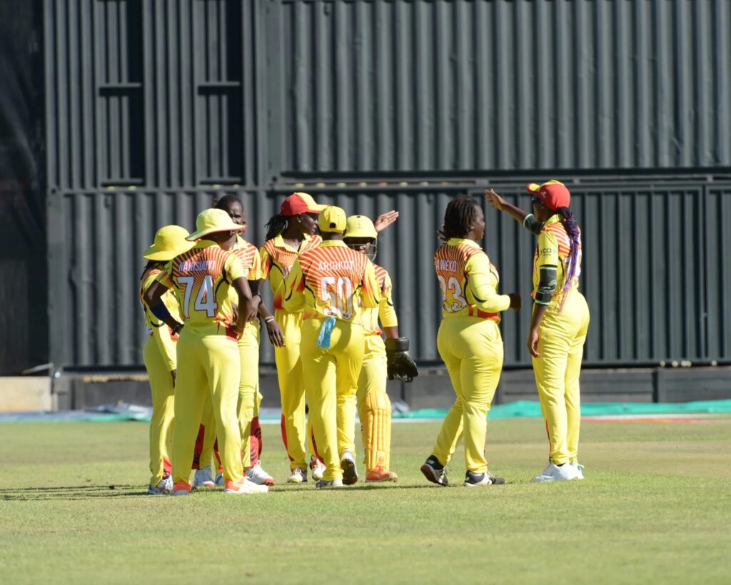 Victoria Pearls defend low totals to take commanding series lead